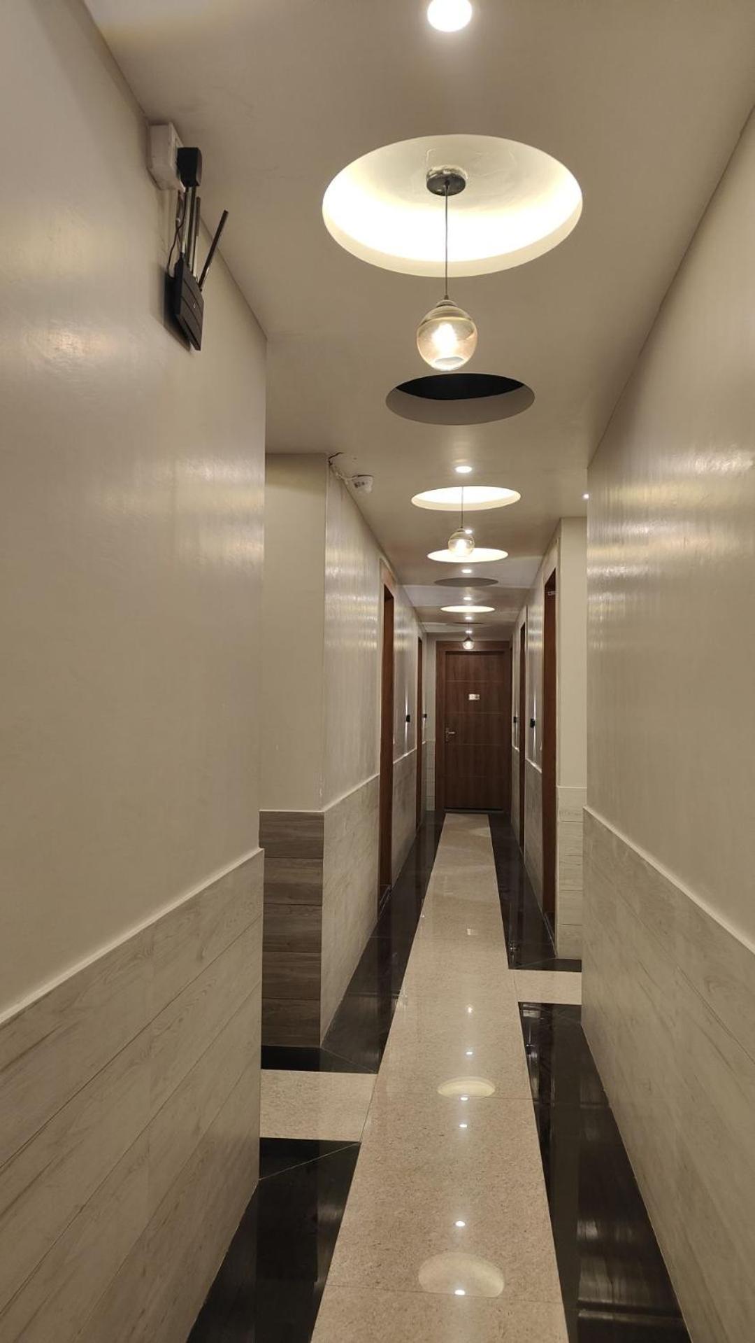 Hotel Grand Safari Kotdwāra Zewnętrze zdjęcie